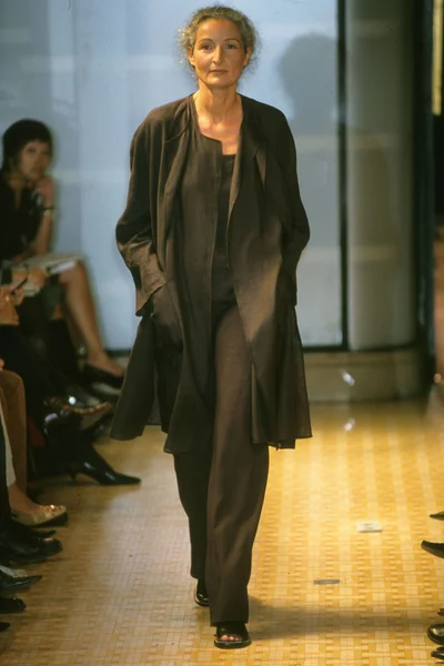 Look 13